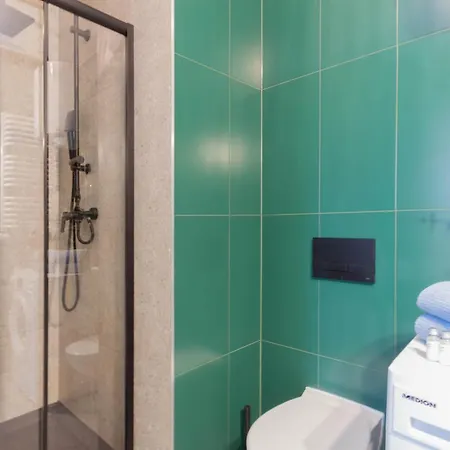 Apartly - 7, Mickiewicza 34 *