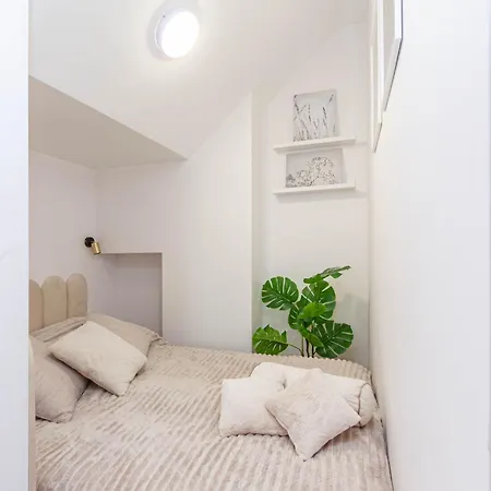 Apartment Apartly - 7, Mickiewicza 34