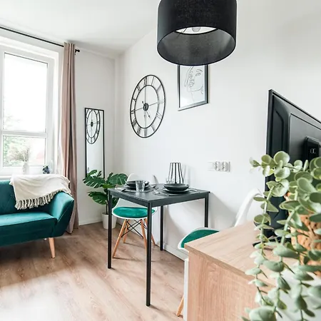 Apartly - 7, Mickiewicza 34 *