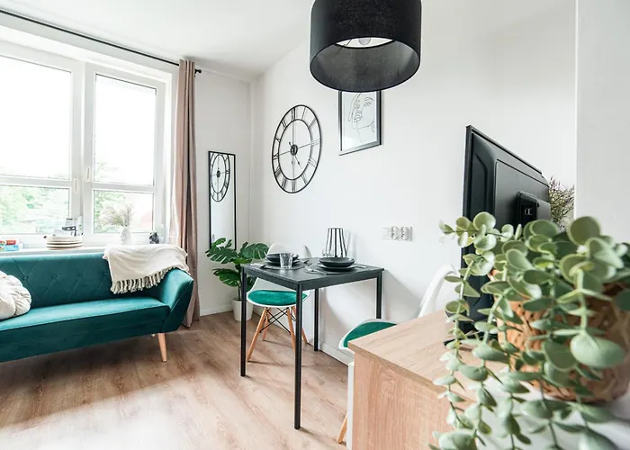 Apartly - 7, Mickiewicza 34 *